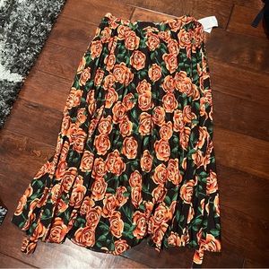 2X Lularoe Deanne skirt